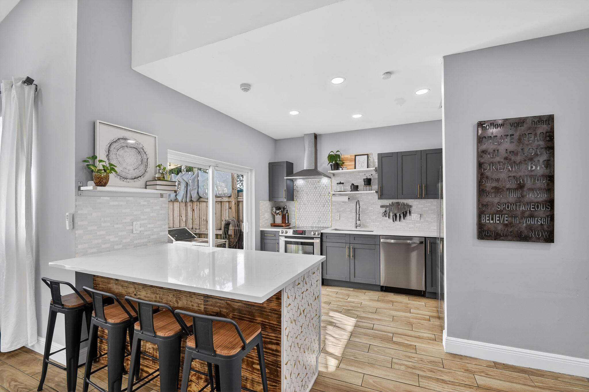 6024 Strawberry Lakes Circle, Lake Worth