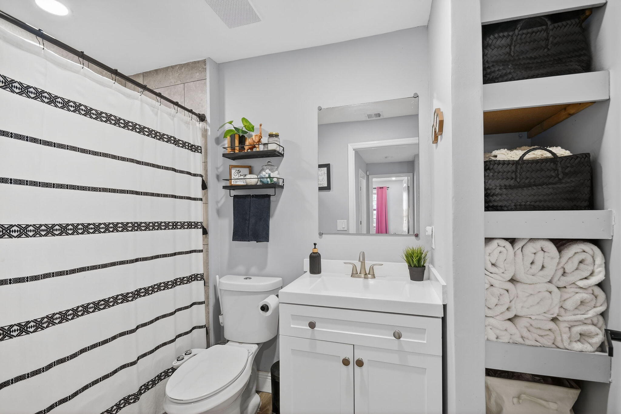 6024 Strawberry Lakes Circle, Lake Worth