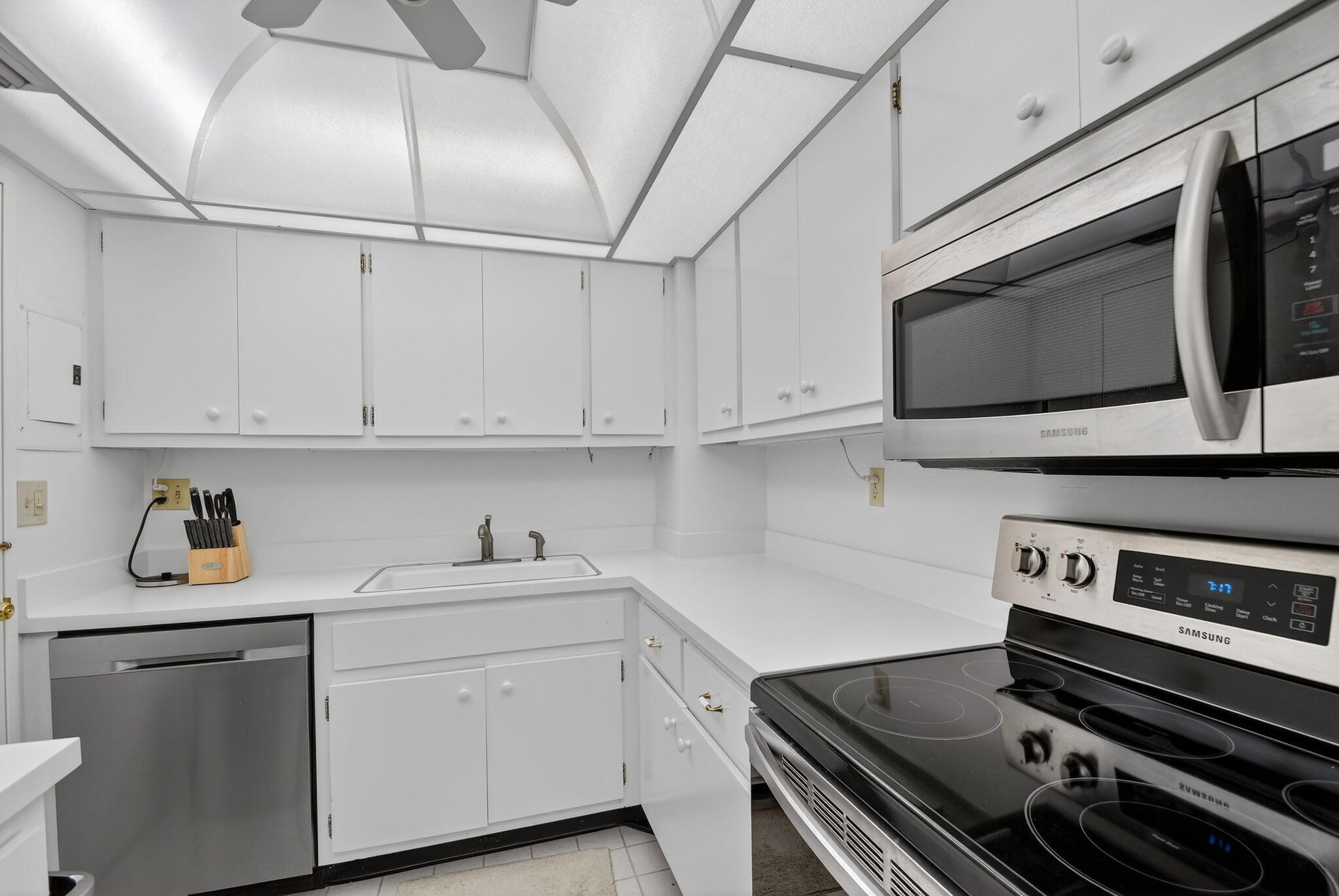 2600 N Flagler Drive 402, West Palm Beach Unit: 402