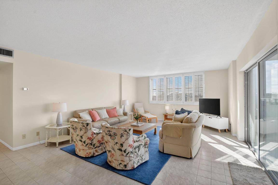2600 N Flagler Drive 402, West Palm Beach Unit: 402