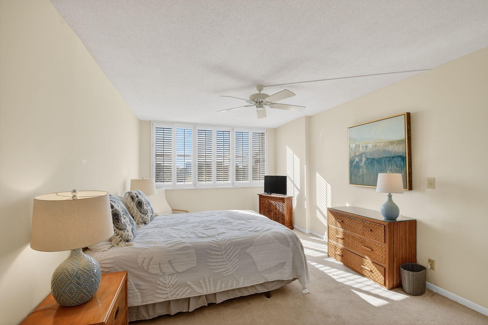 2600 N Flagler Drive 402, West Palm Beach Unit: 402