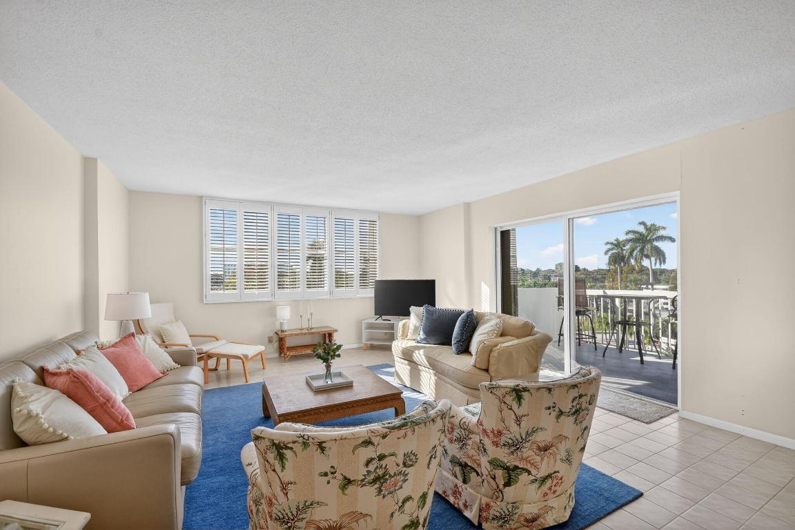 2600 N Flagler Drive 402, West Palm Beach Unit: 402