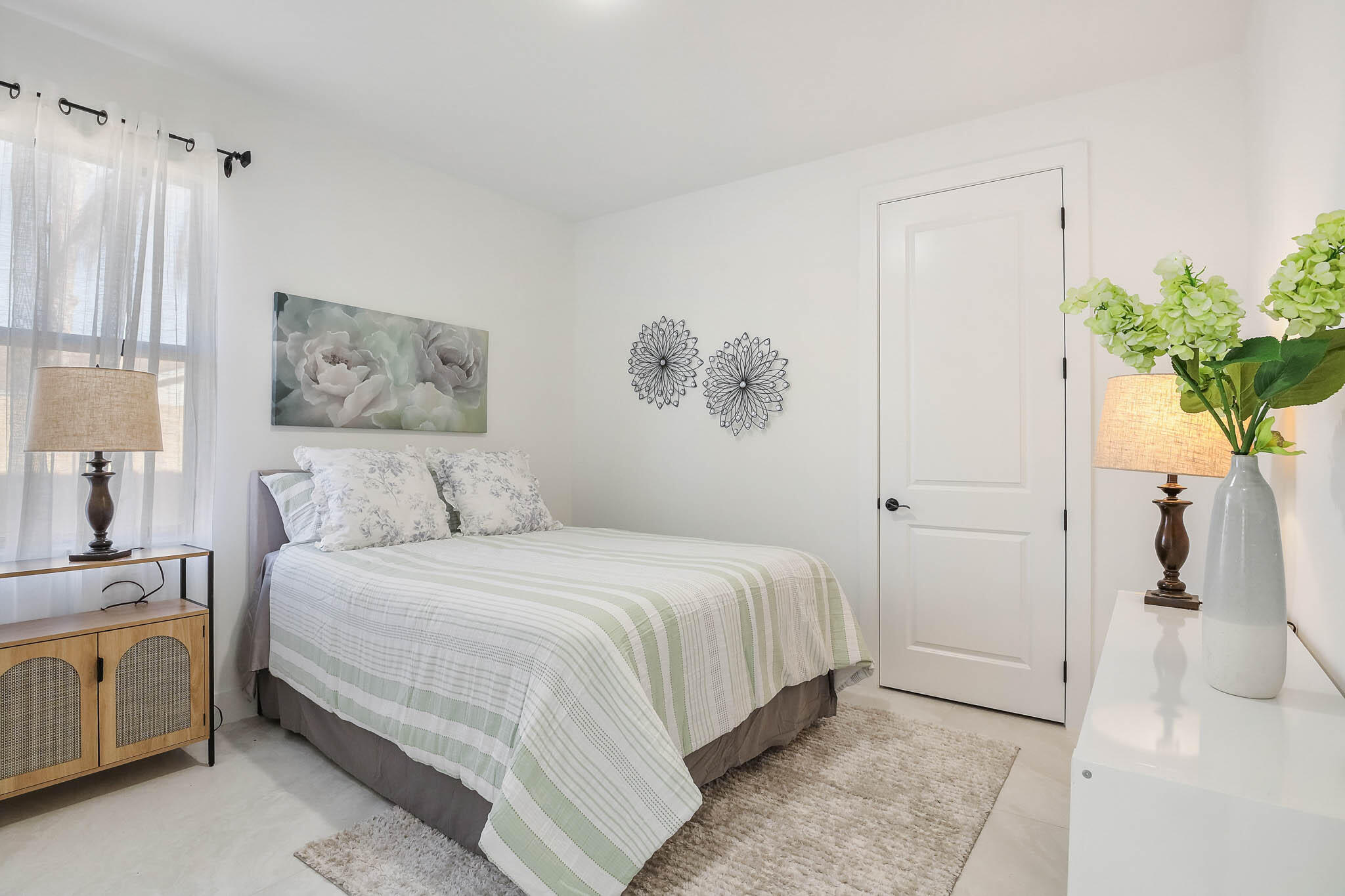 4720 Pine Cone Lane