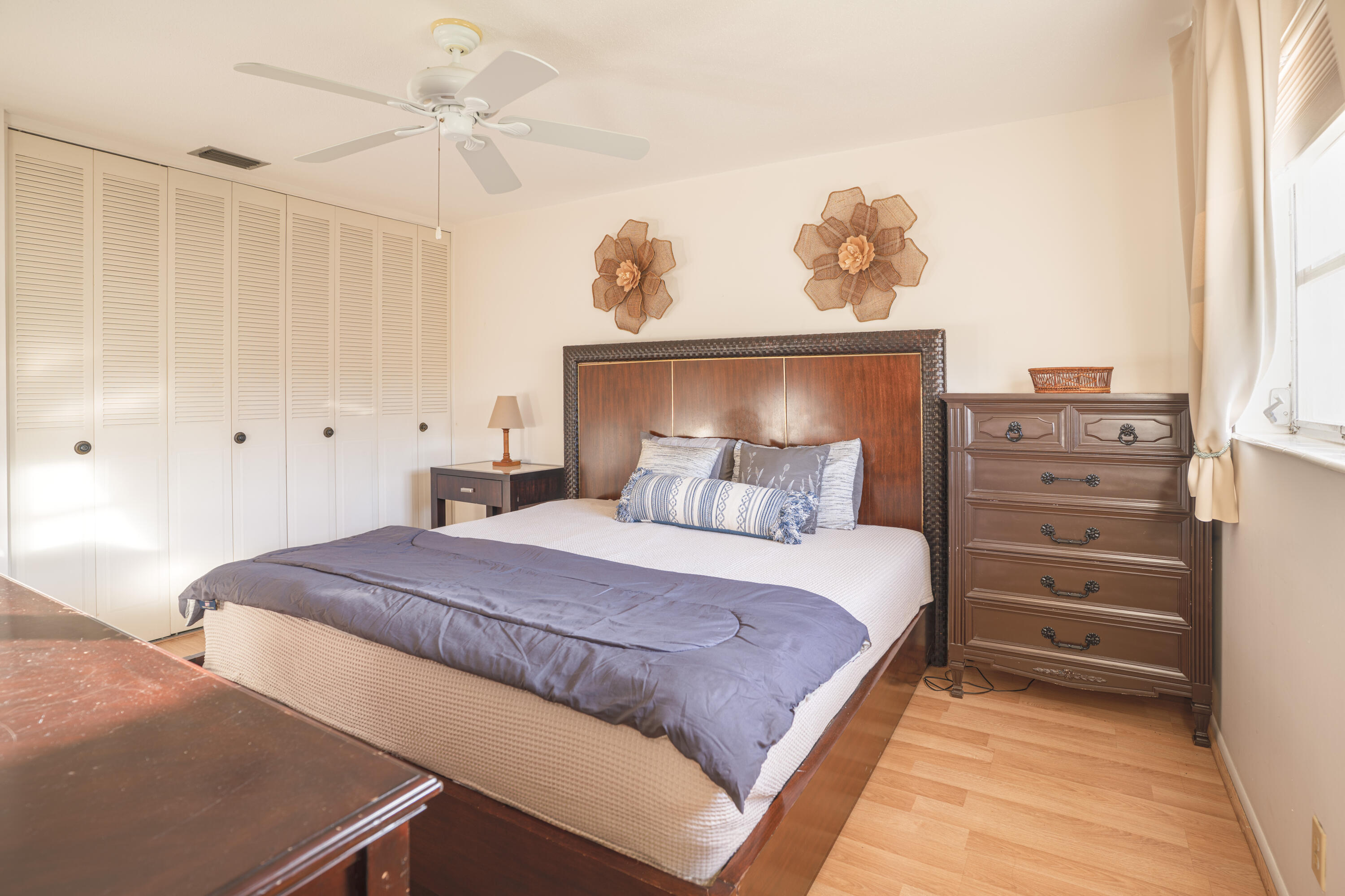 2835 Crosley Drive E B