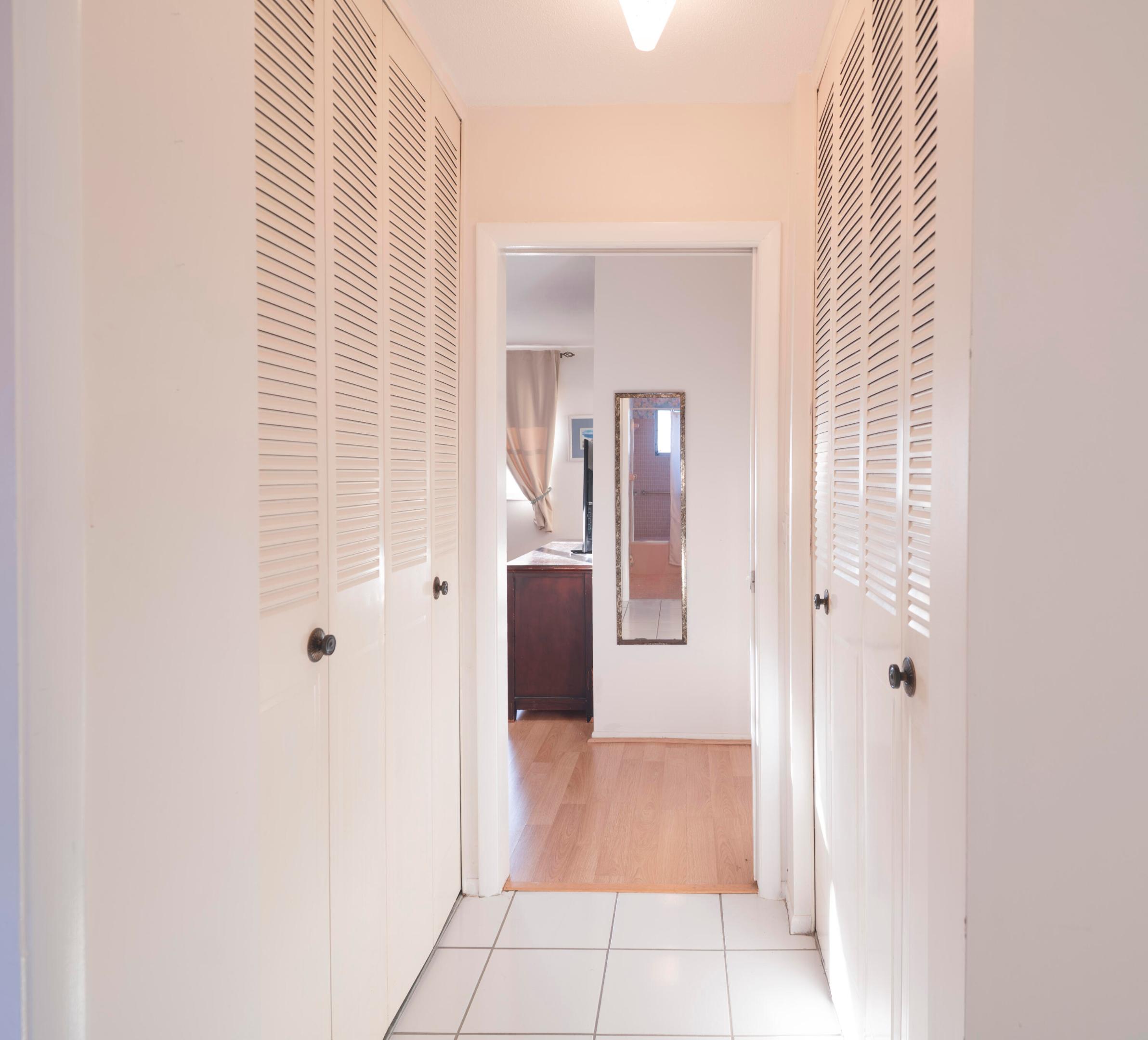 2835 Crosley Drive E B