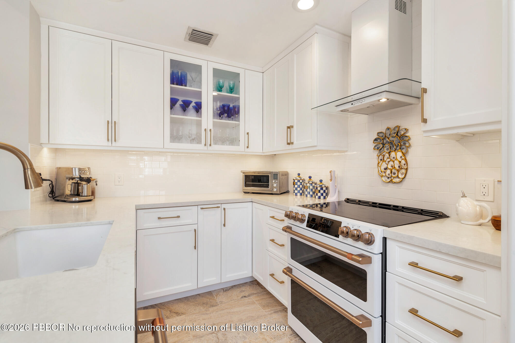 670 Fern Street 670