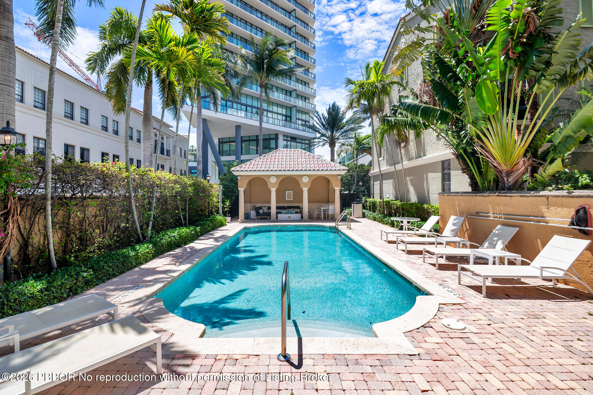 670 Fern Street 670