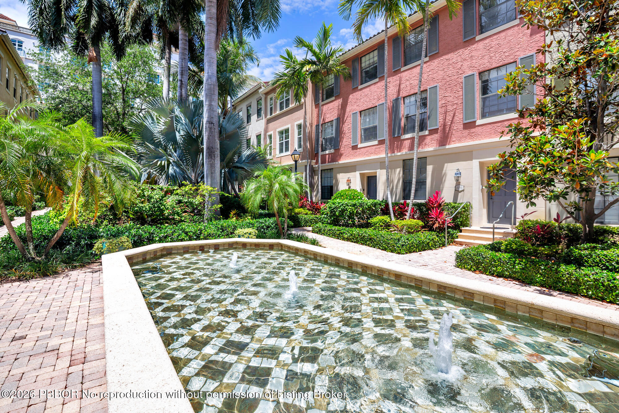 670 Fern Street 670