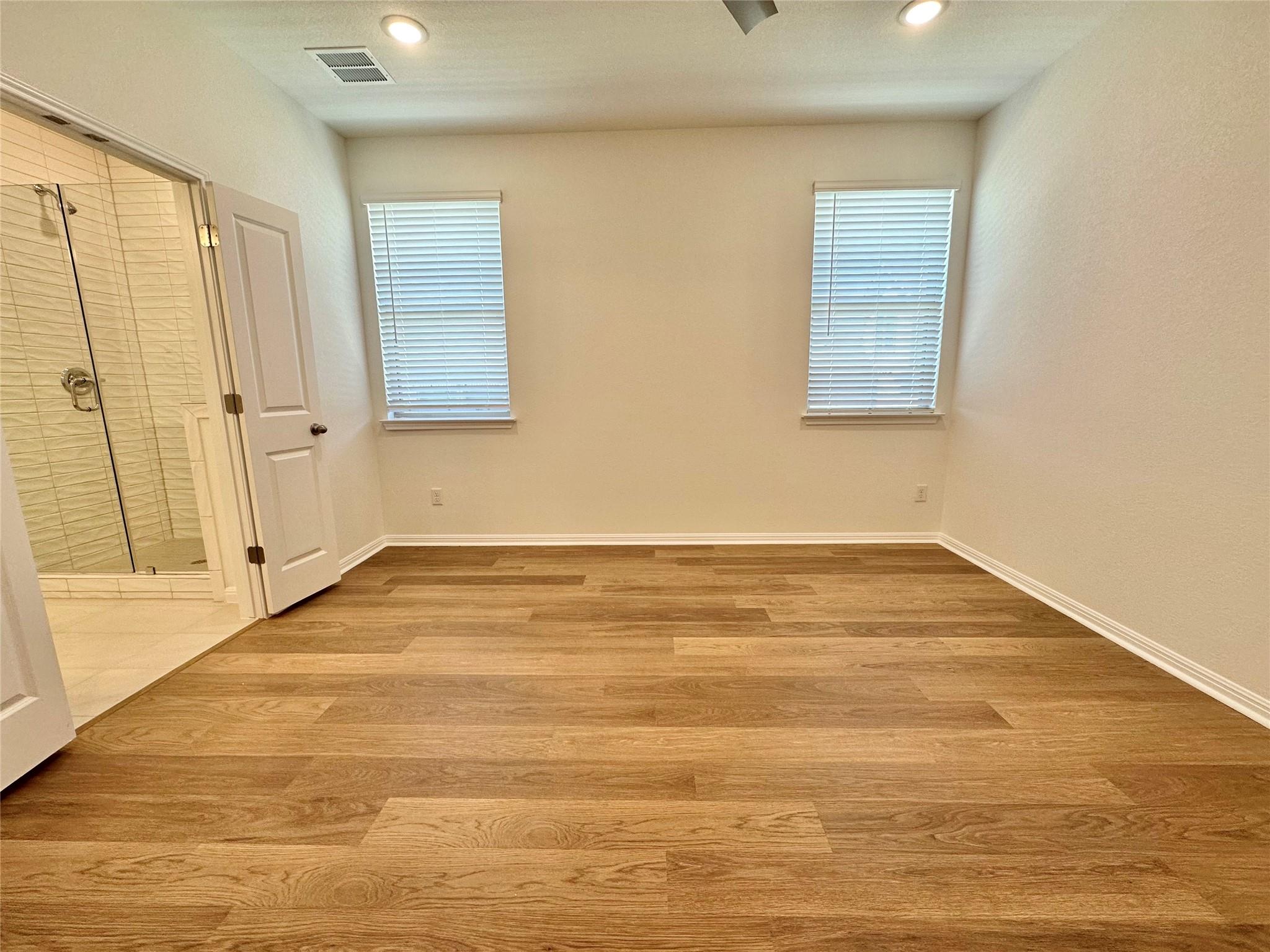 180 Condesa ST