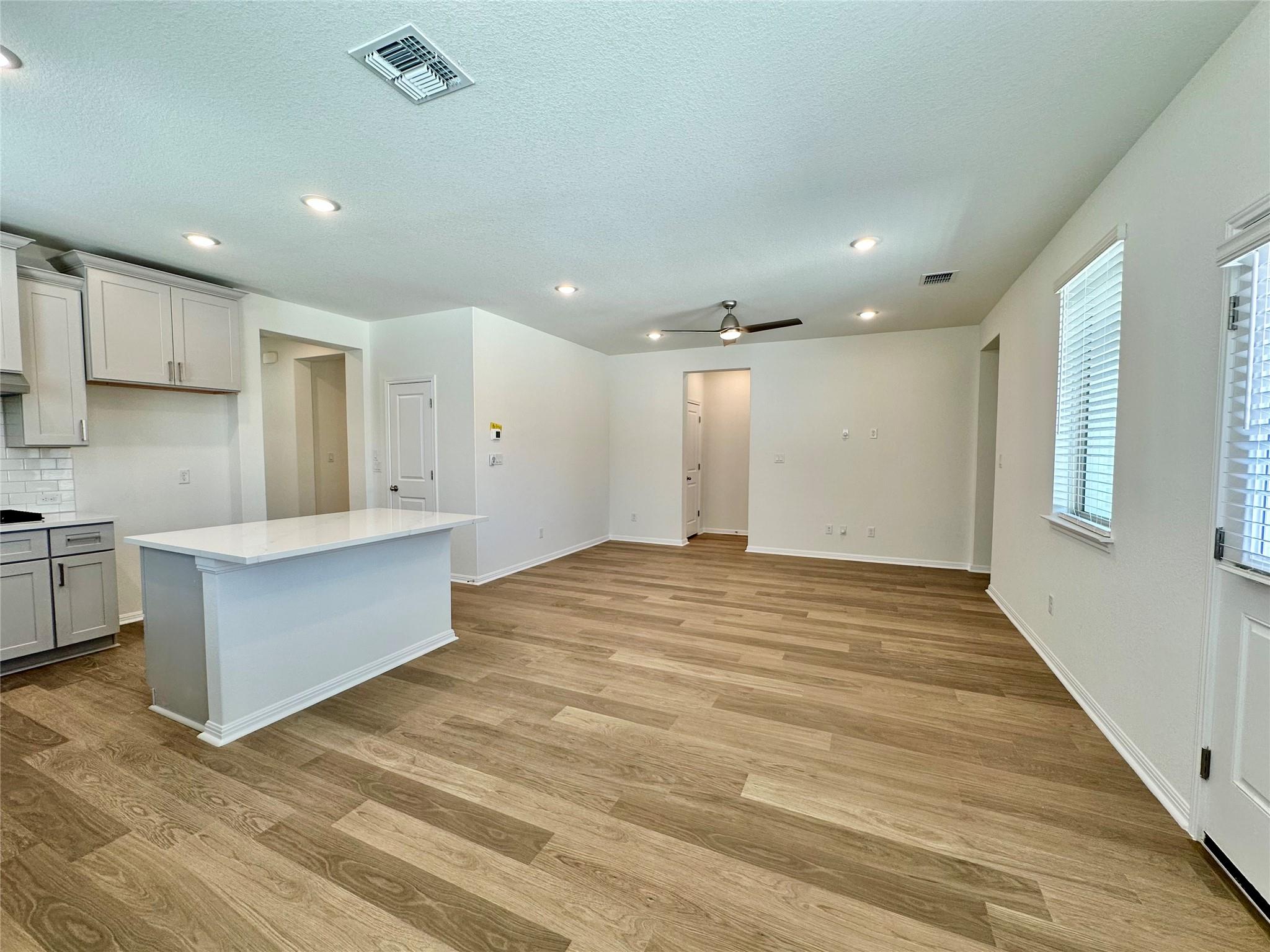 180 Condesa ST