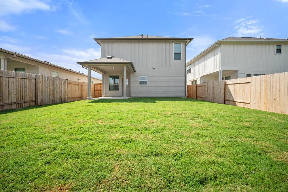 134 White Horses DR