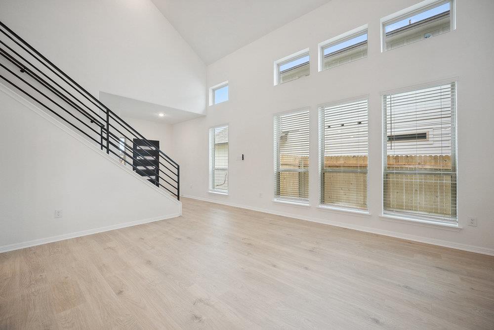 13224 Ditka DR
