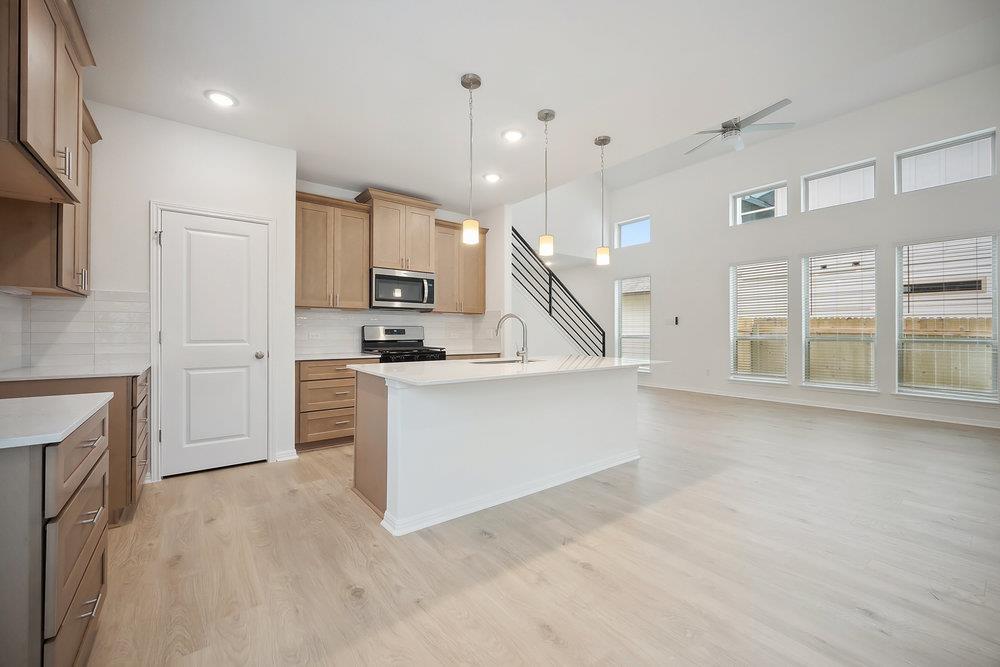 13224 Ditka DR