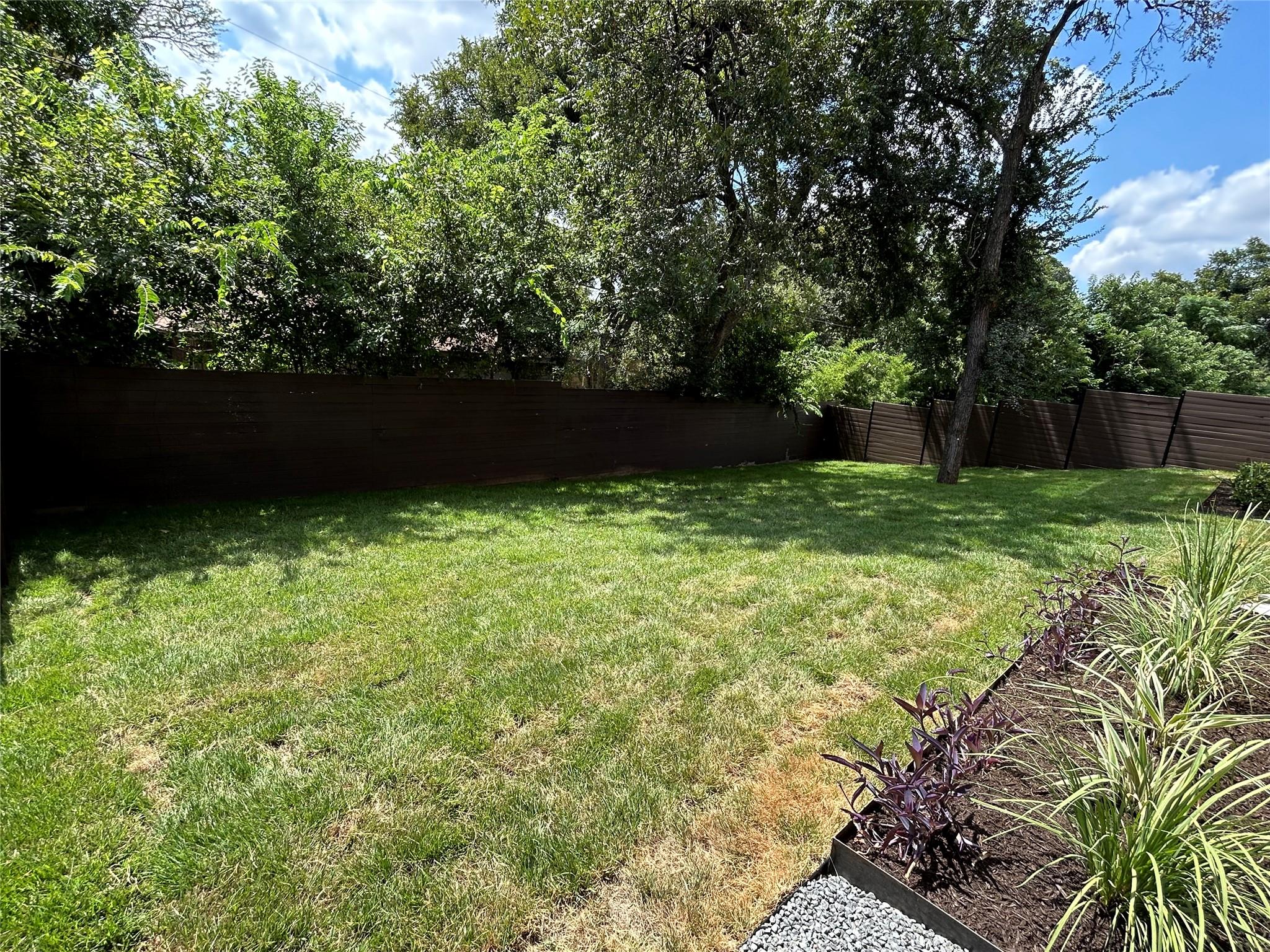 3905 Independent WAY