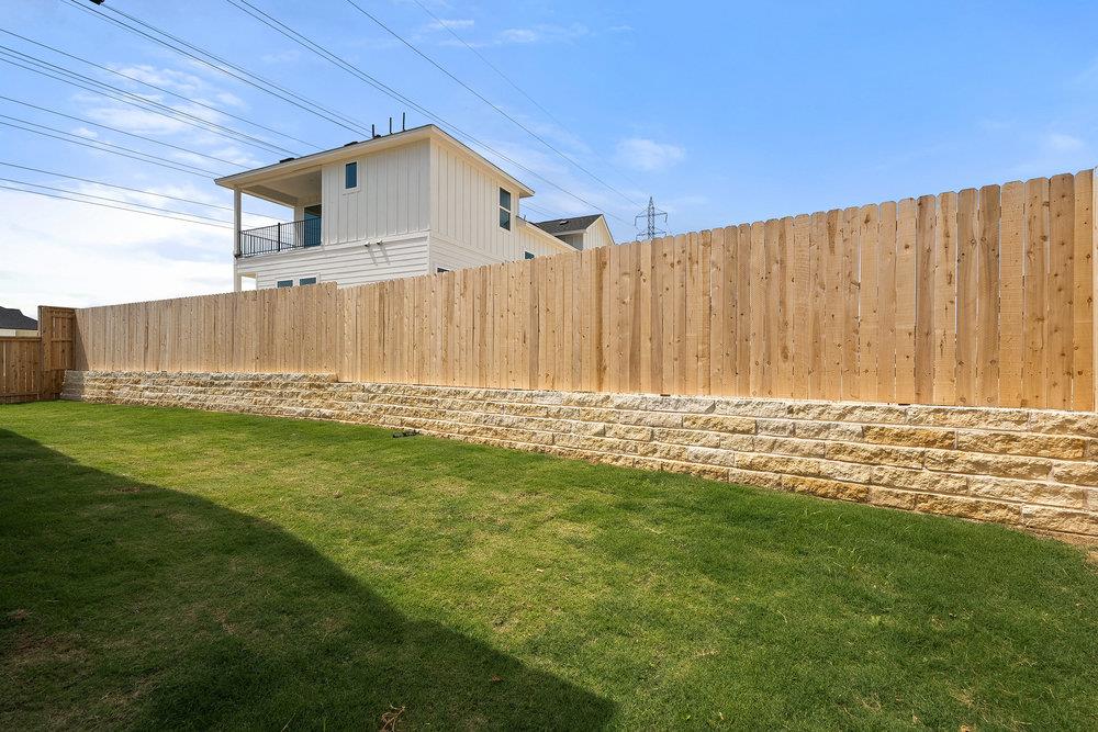 12104 Fennec WAY