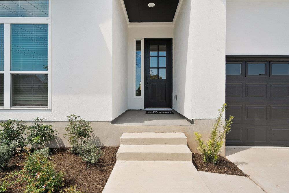 12104 Fennec WAY