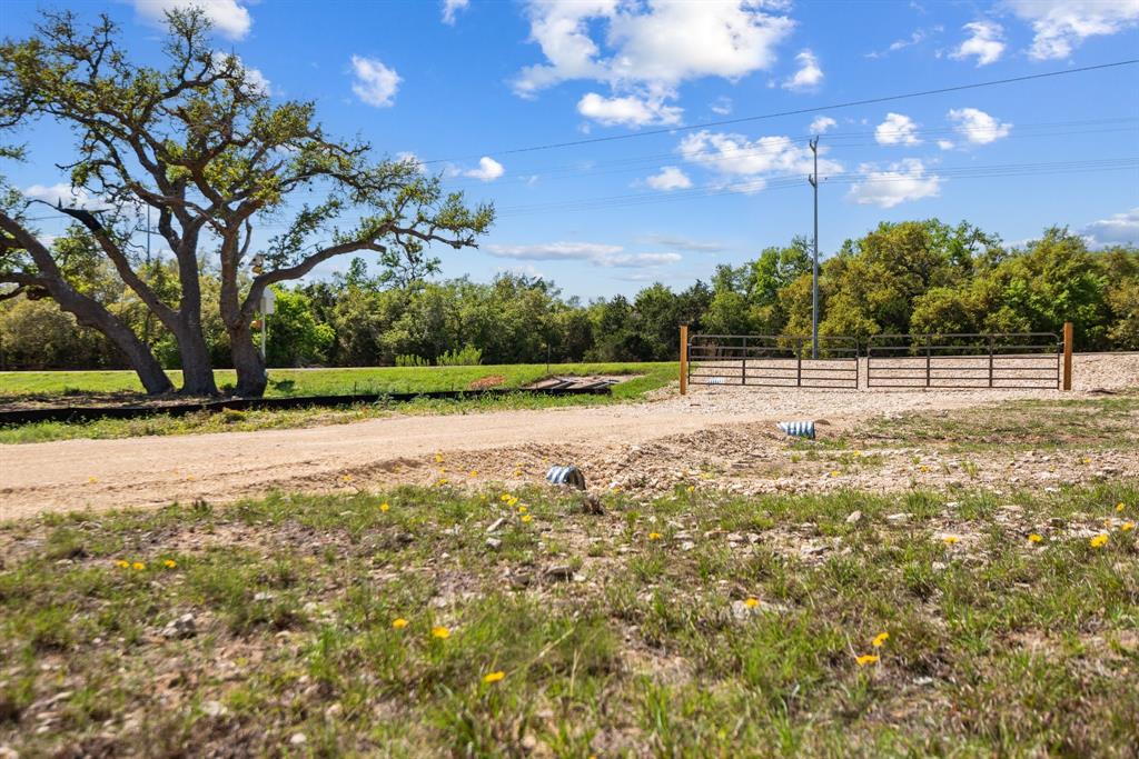 33524 Brooks Ranch RD
