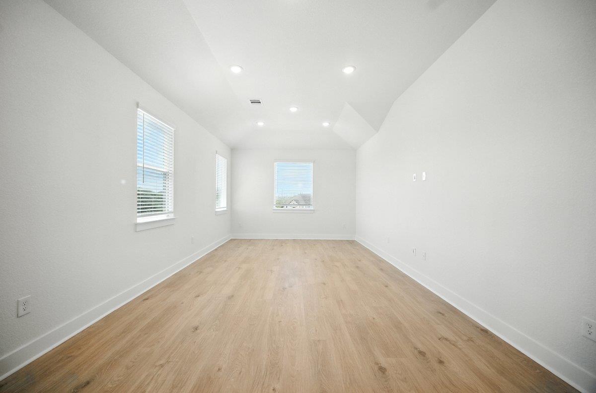 12109 Fennec WAY