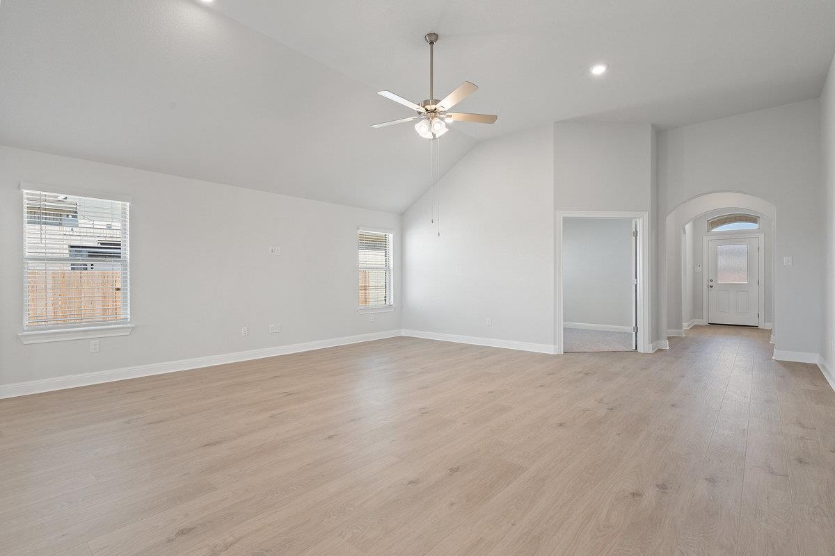 431 Dogvane CIR