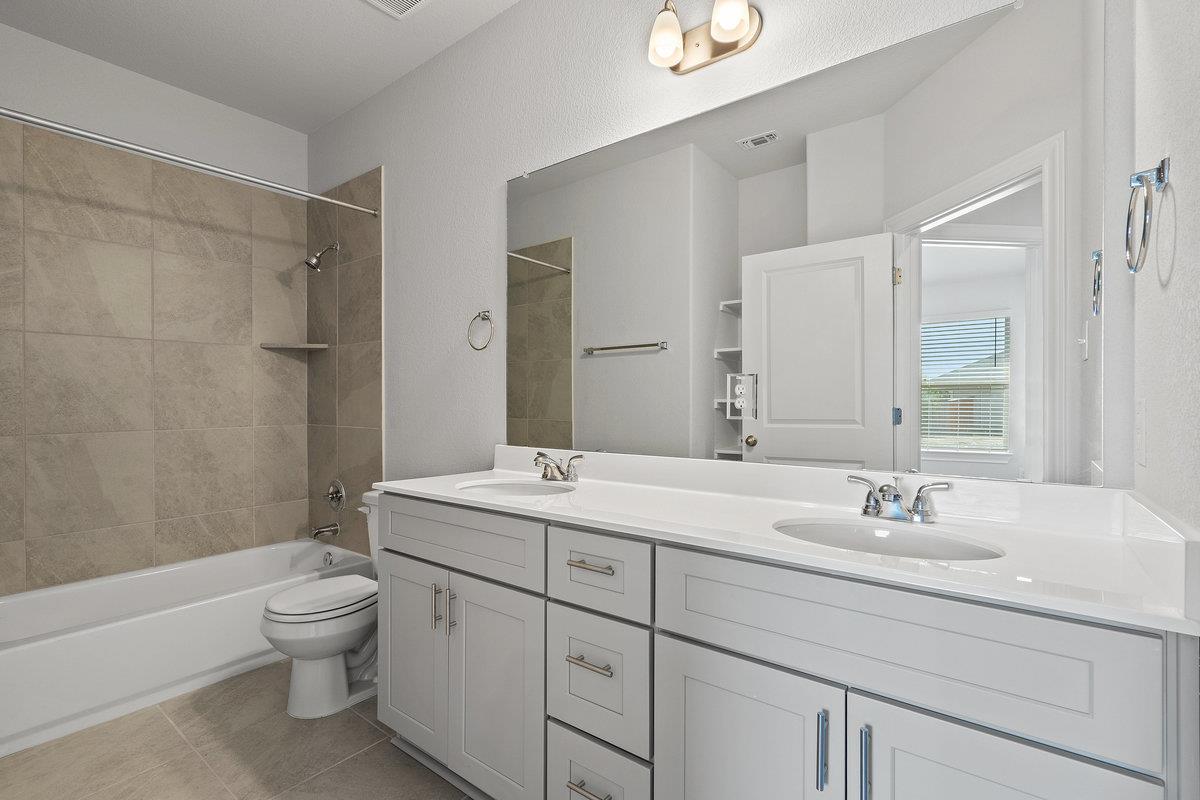 431 Dogvane CIR