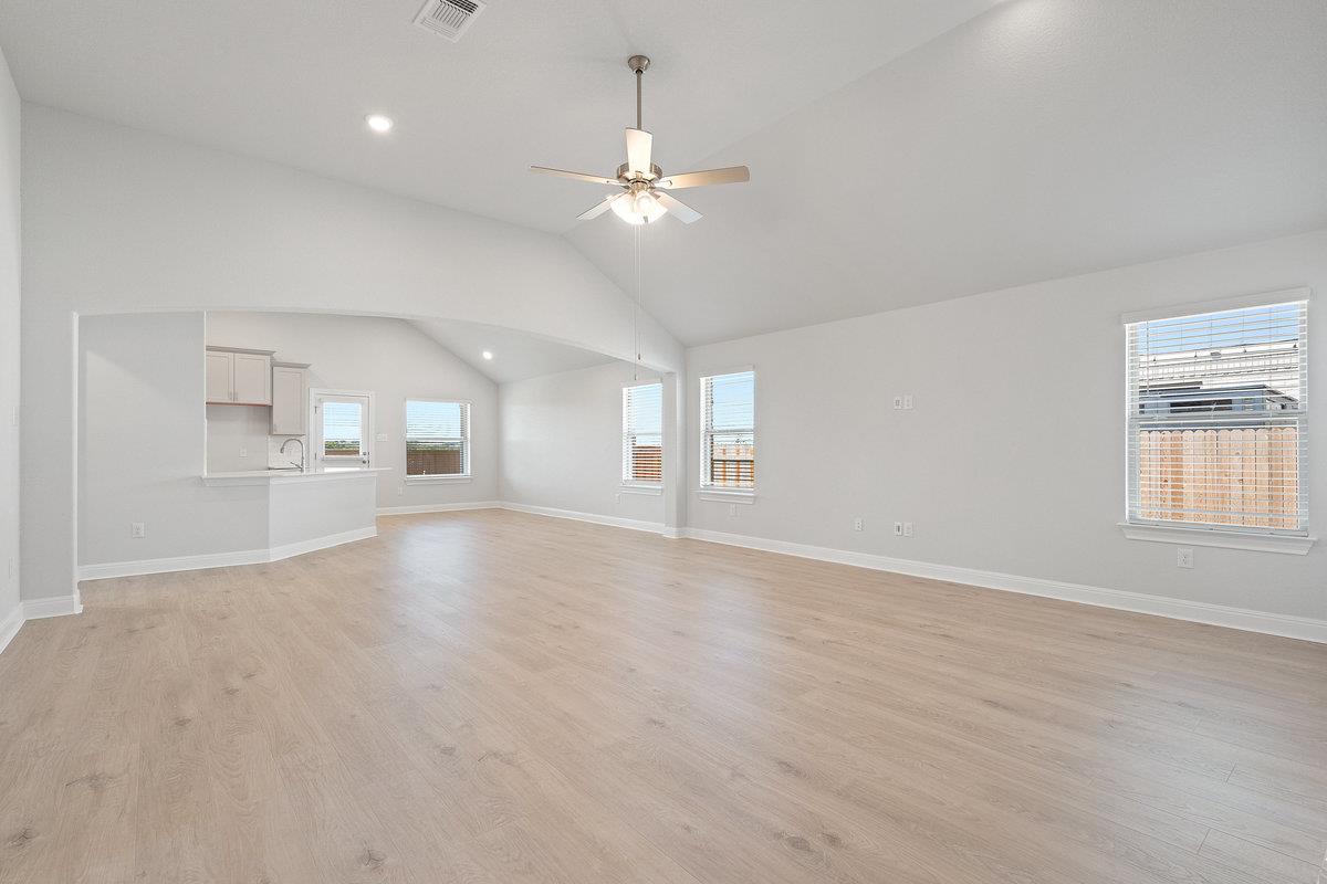 431 Dogvane CIR