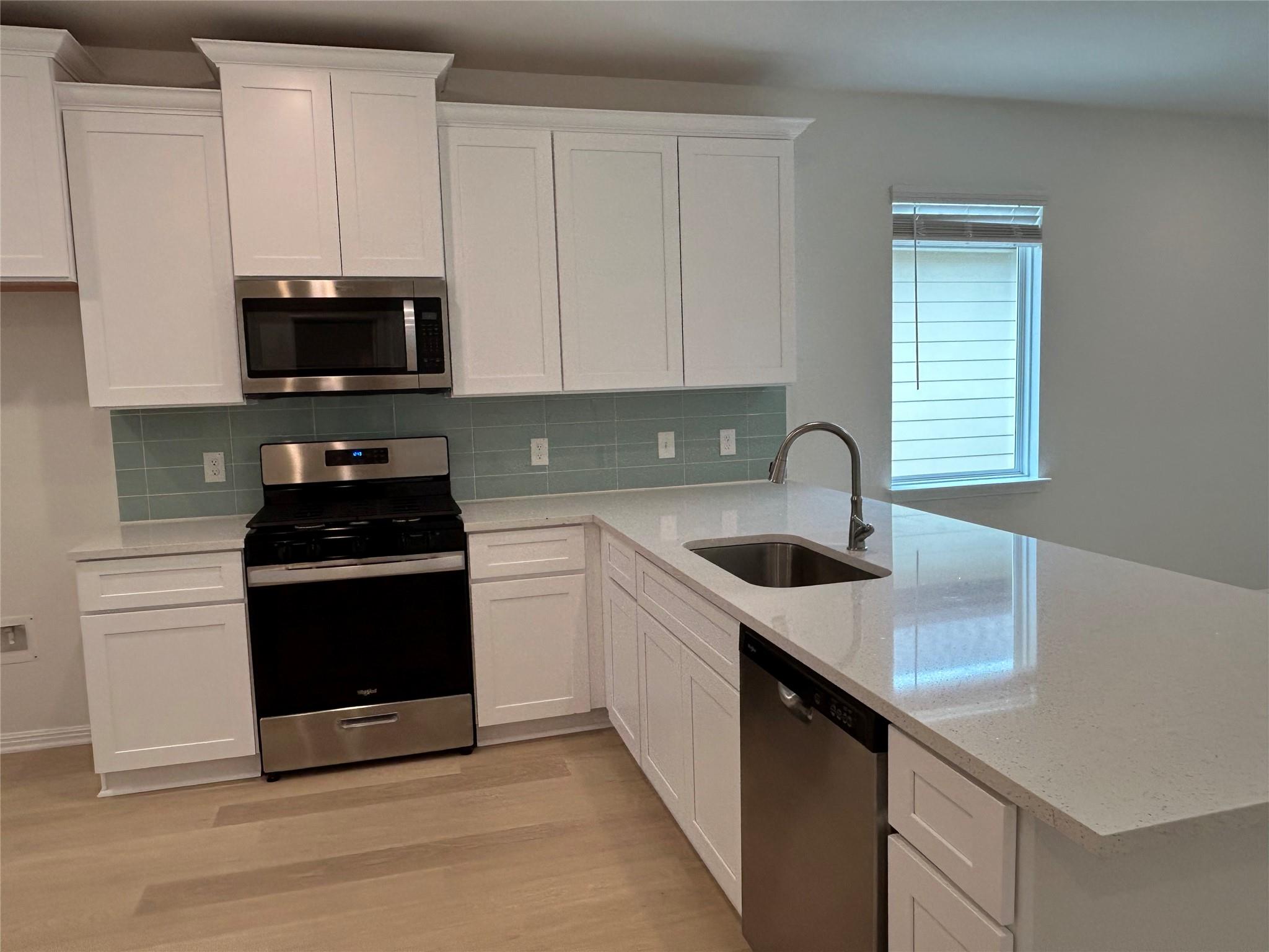 281 Porter Country PKWY