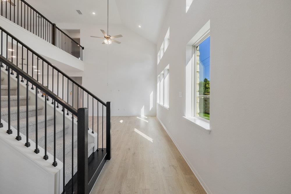 13108 Ditka DR