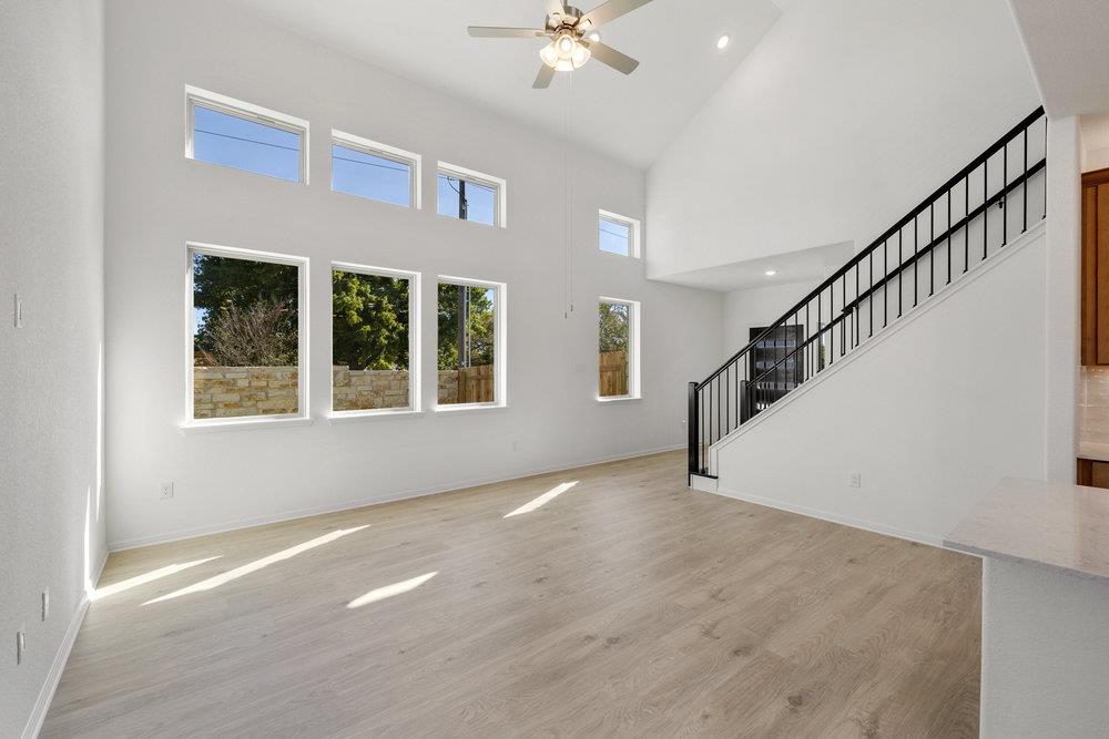 13108 Ditka DR