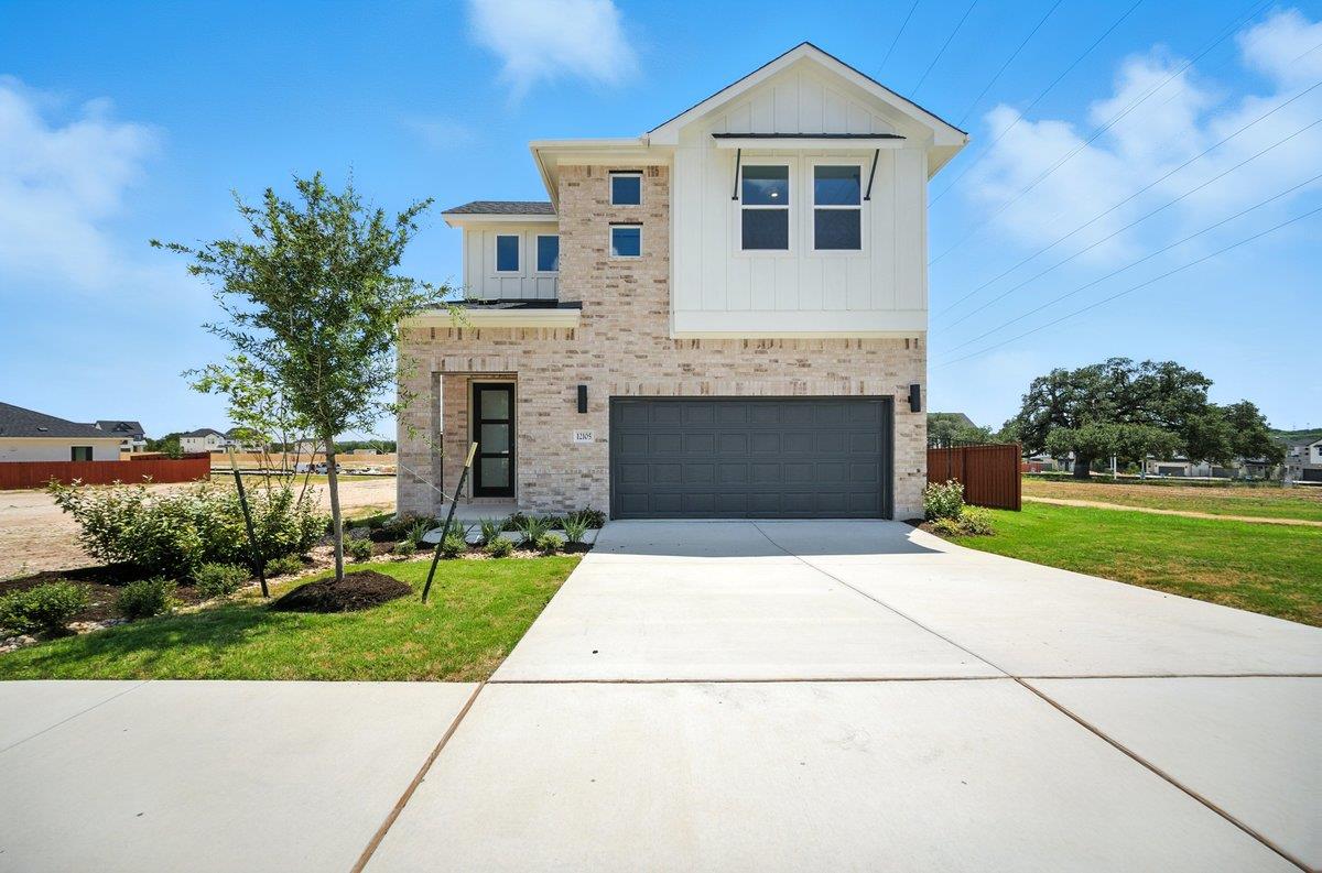 12105 Cearley DR