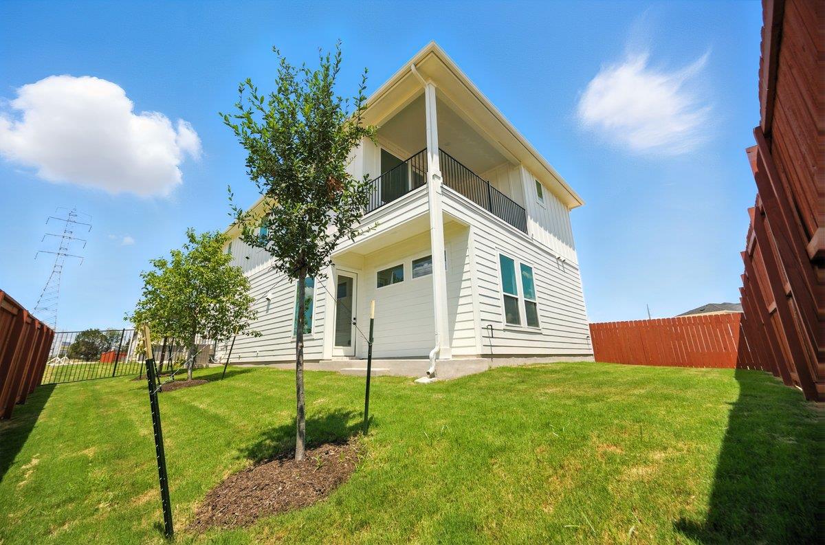 12105 Cearley DR