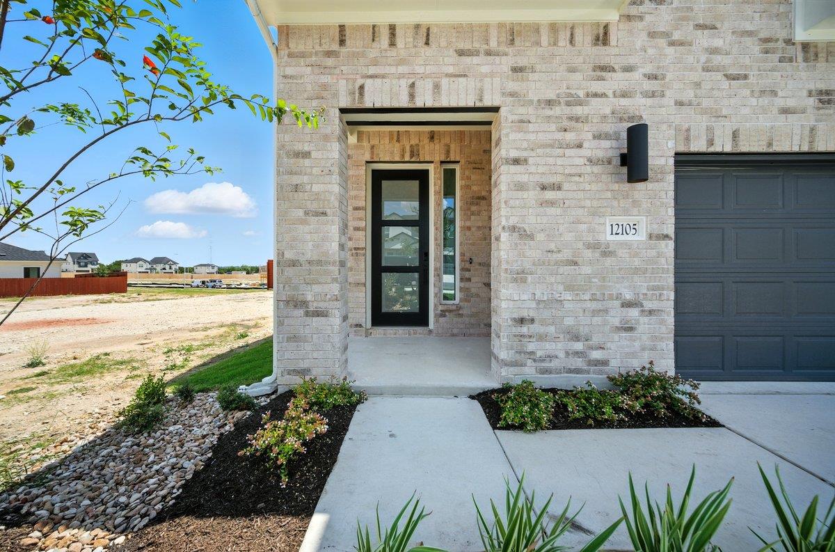 12105 Cearley DR