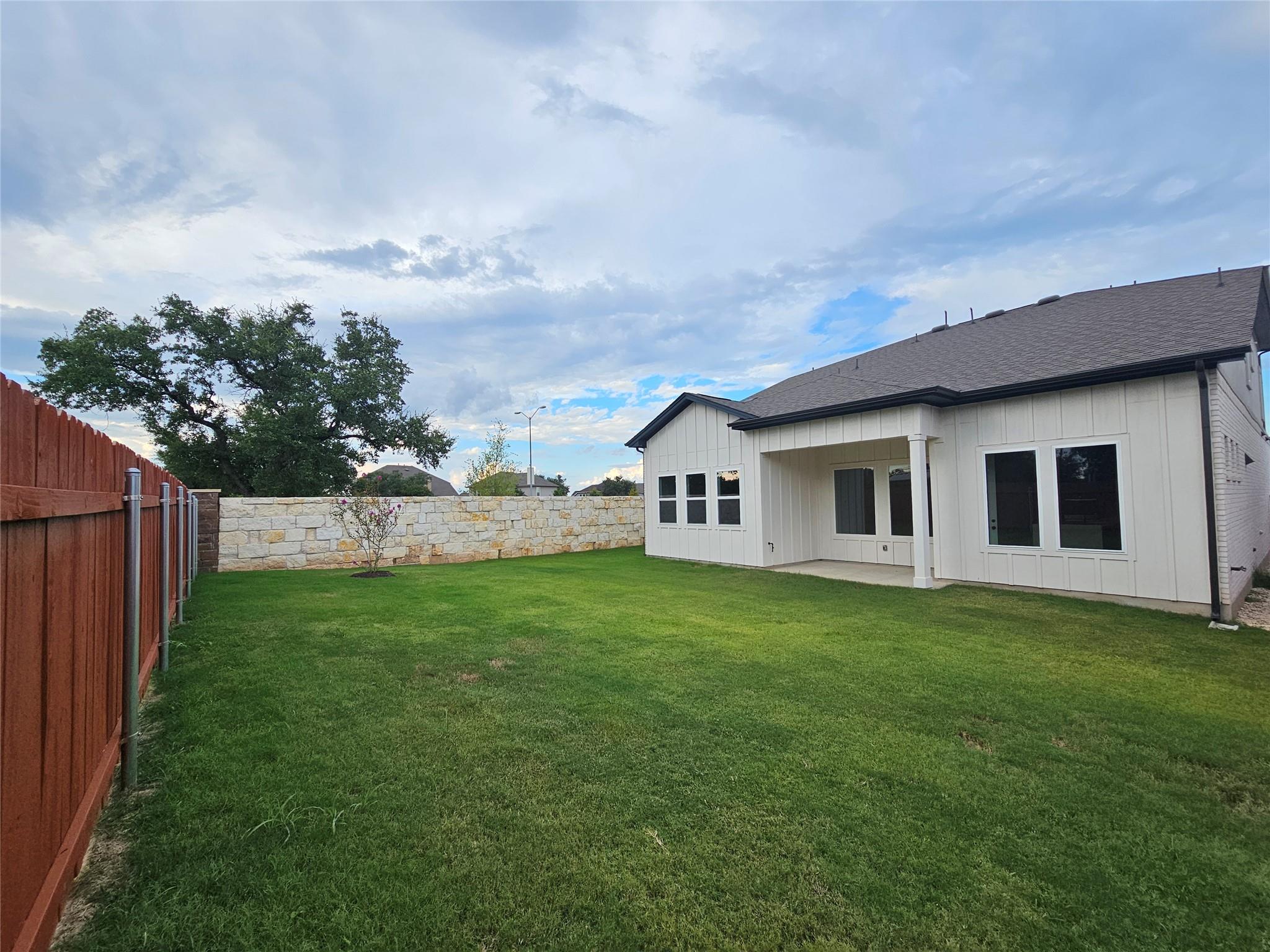 1410 Cardinal LN