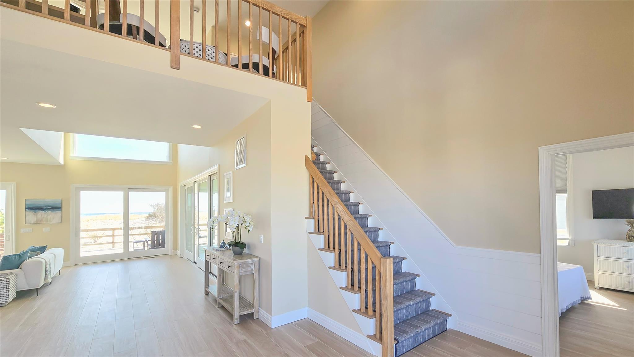 825 Dune Road