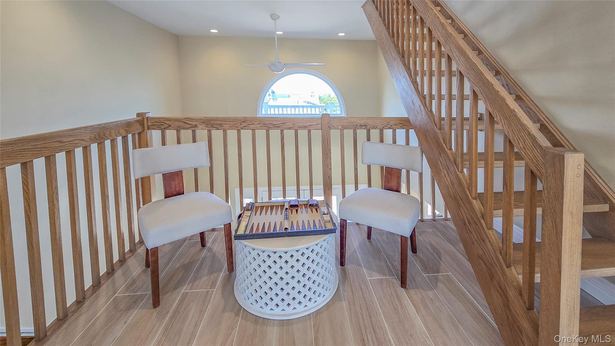 825 Dune Road