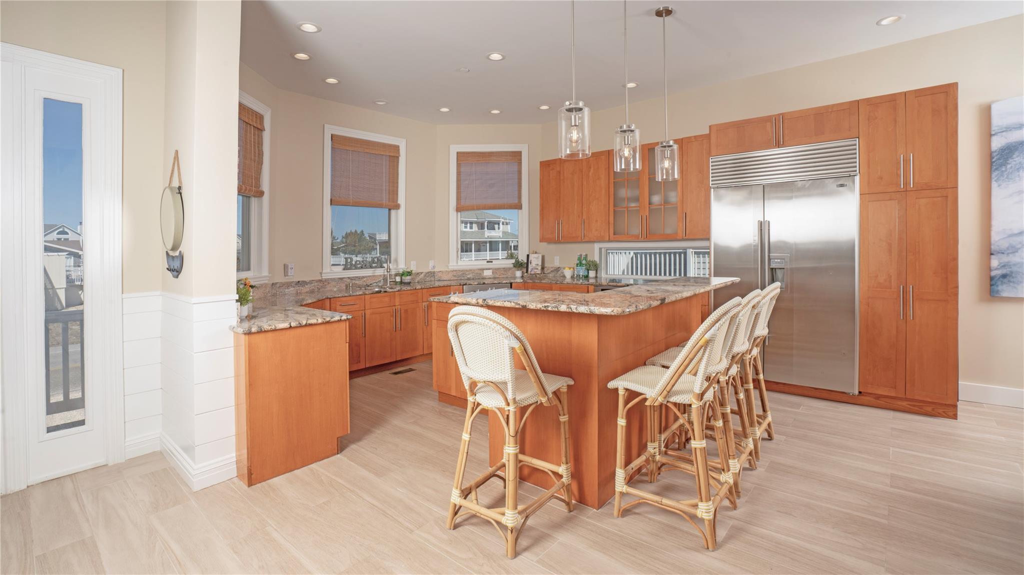 825 Dune Road