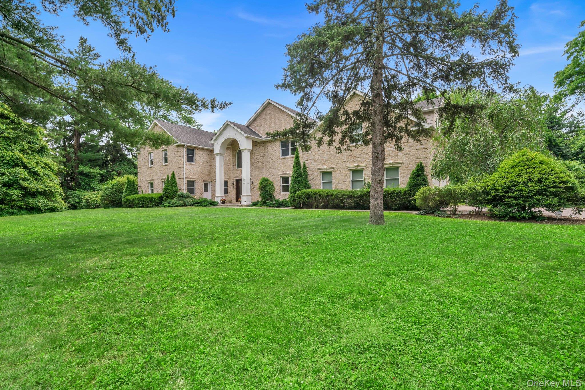 13 Locust Lane