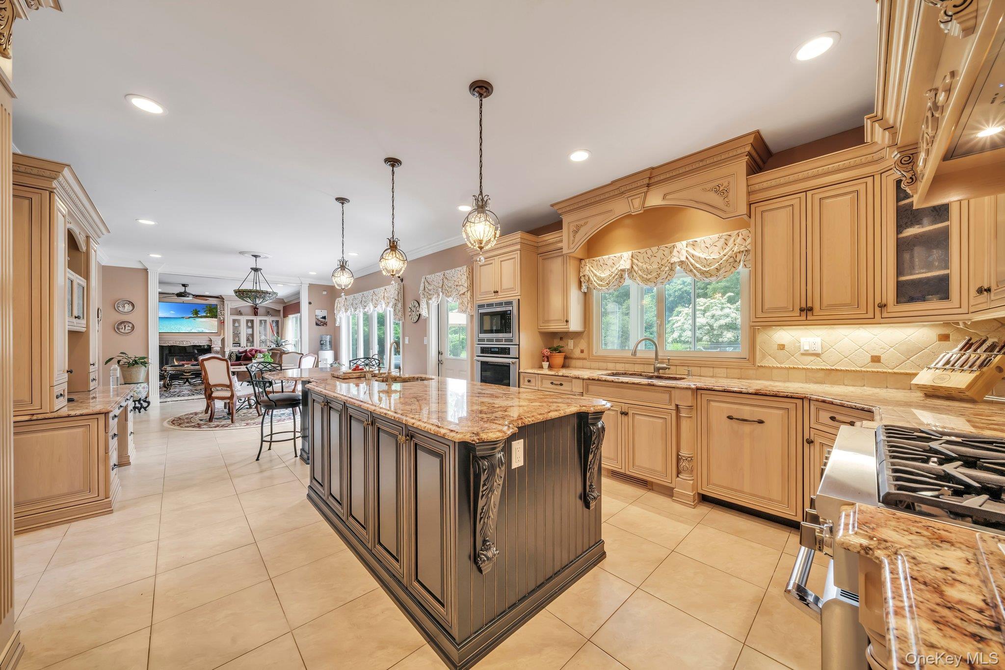 13 Locust Lane