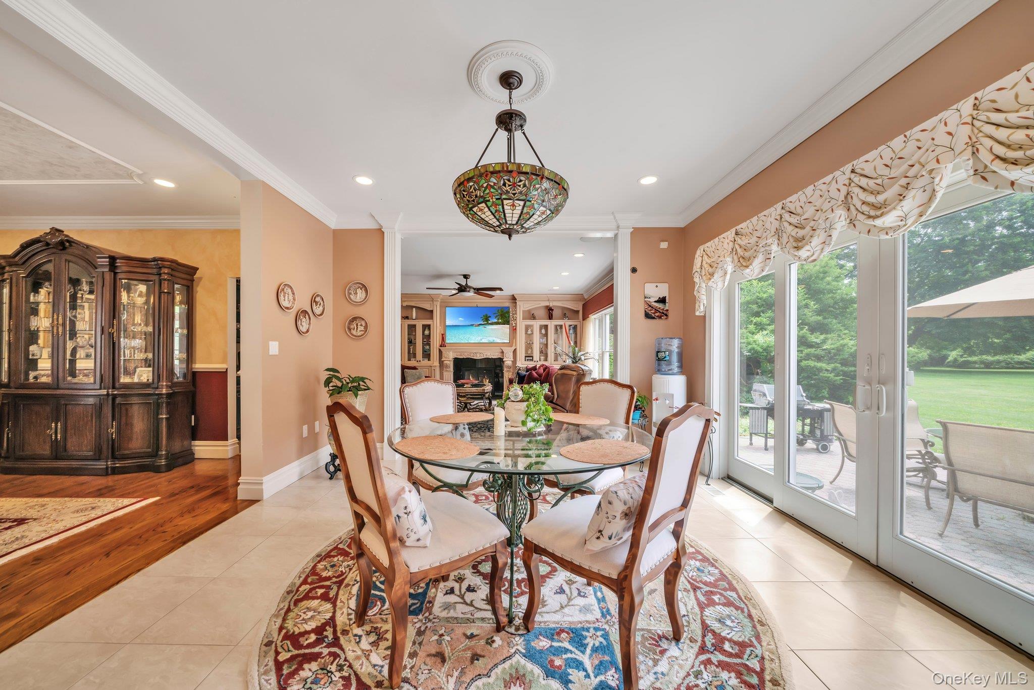 13 Locust Lane