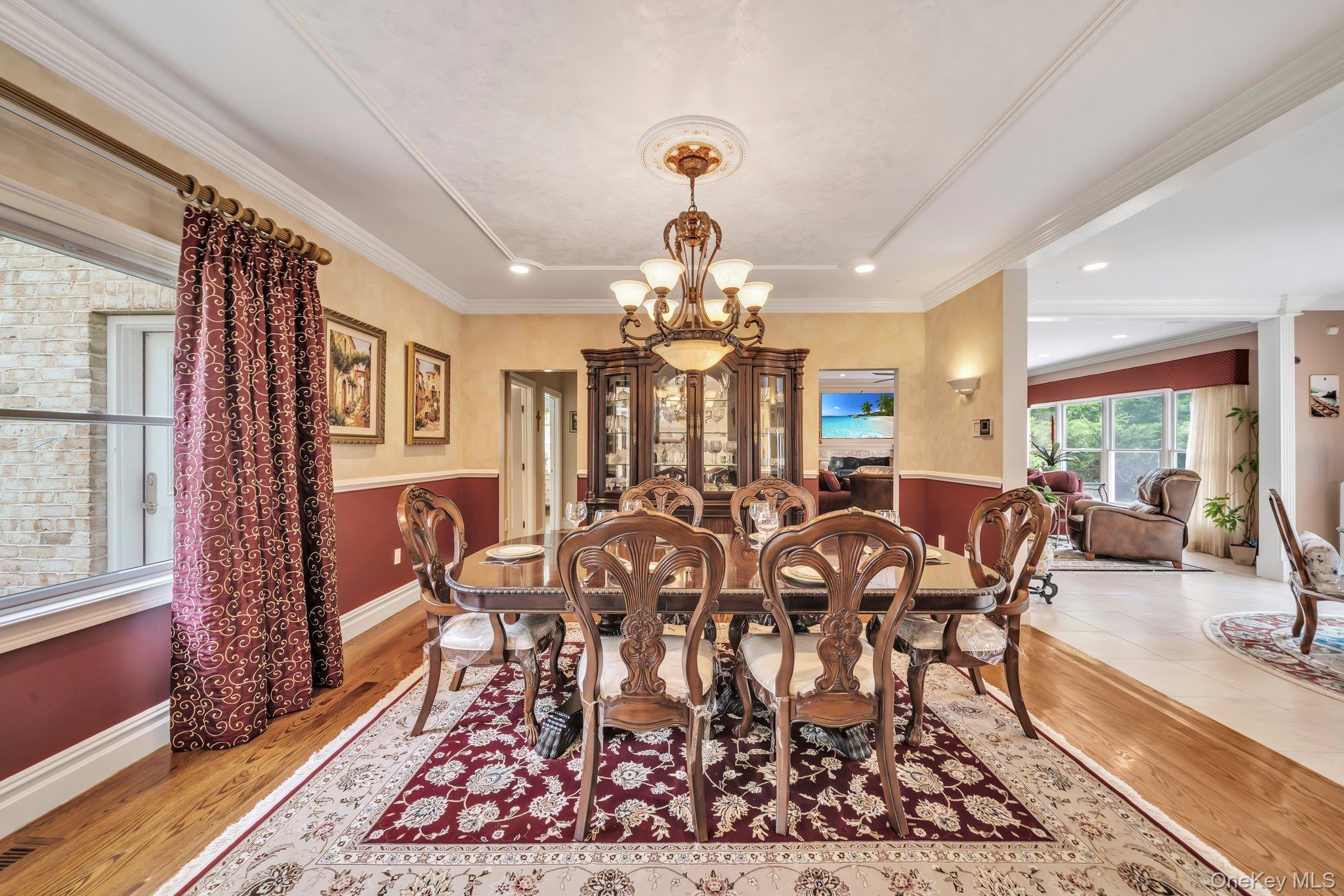 13 Locust Lane