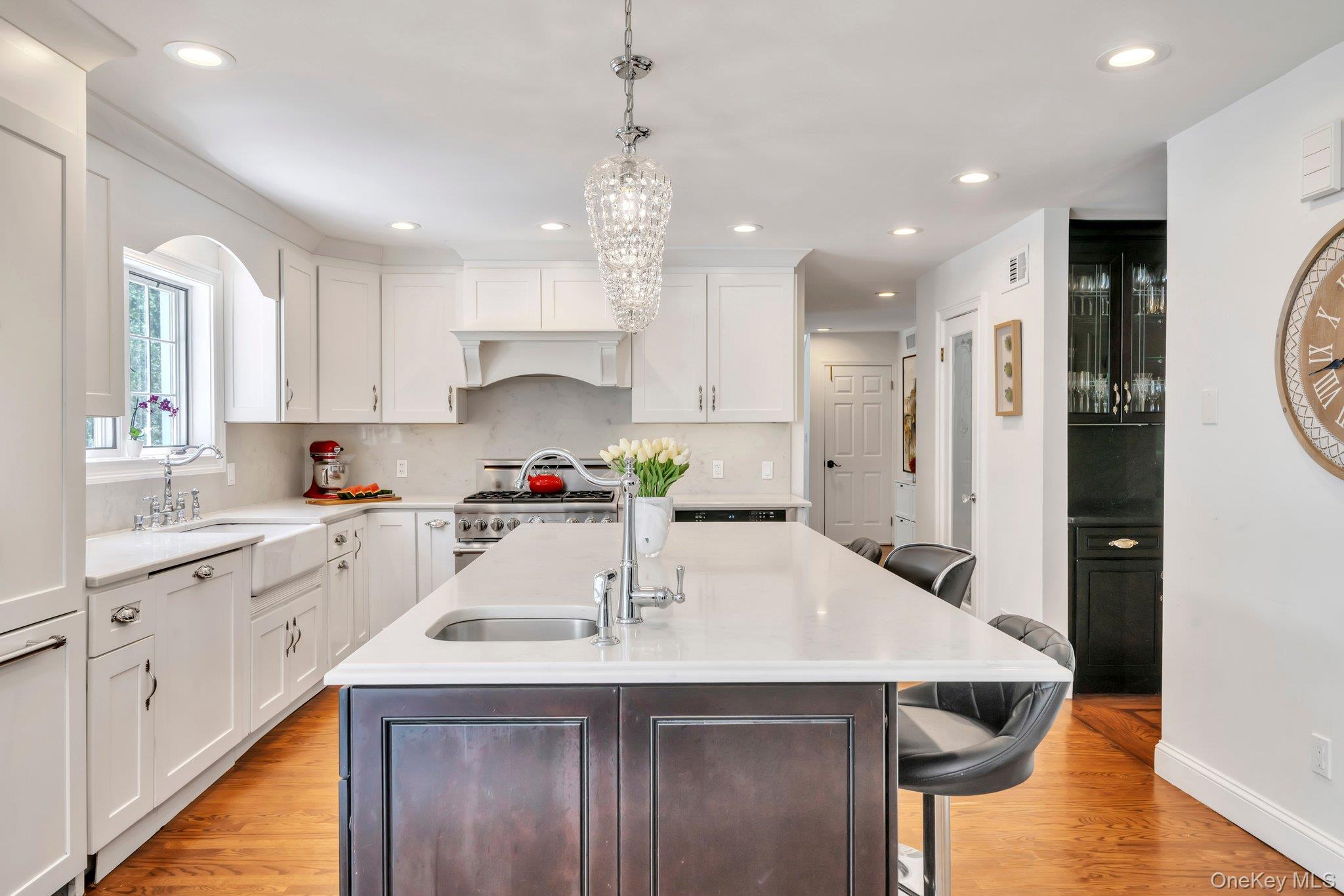 304 Syosset Woodbury Road