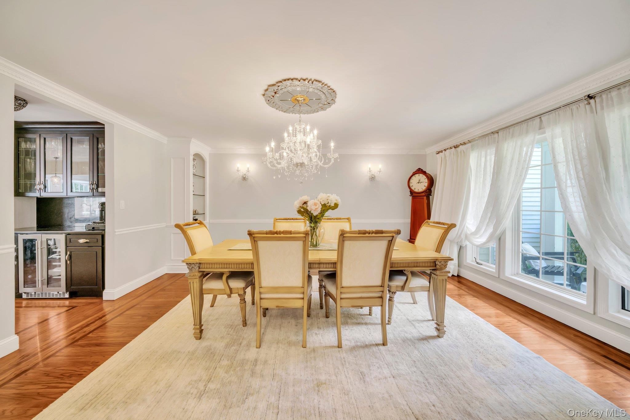 304 Syosset Woodbury Road