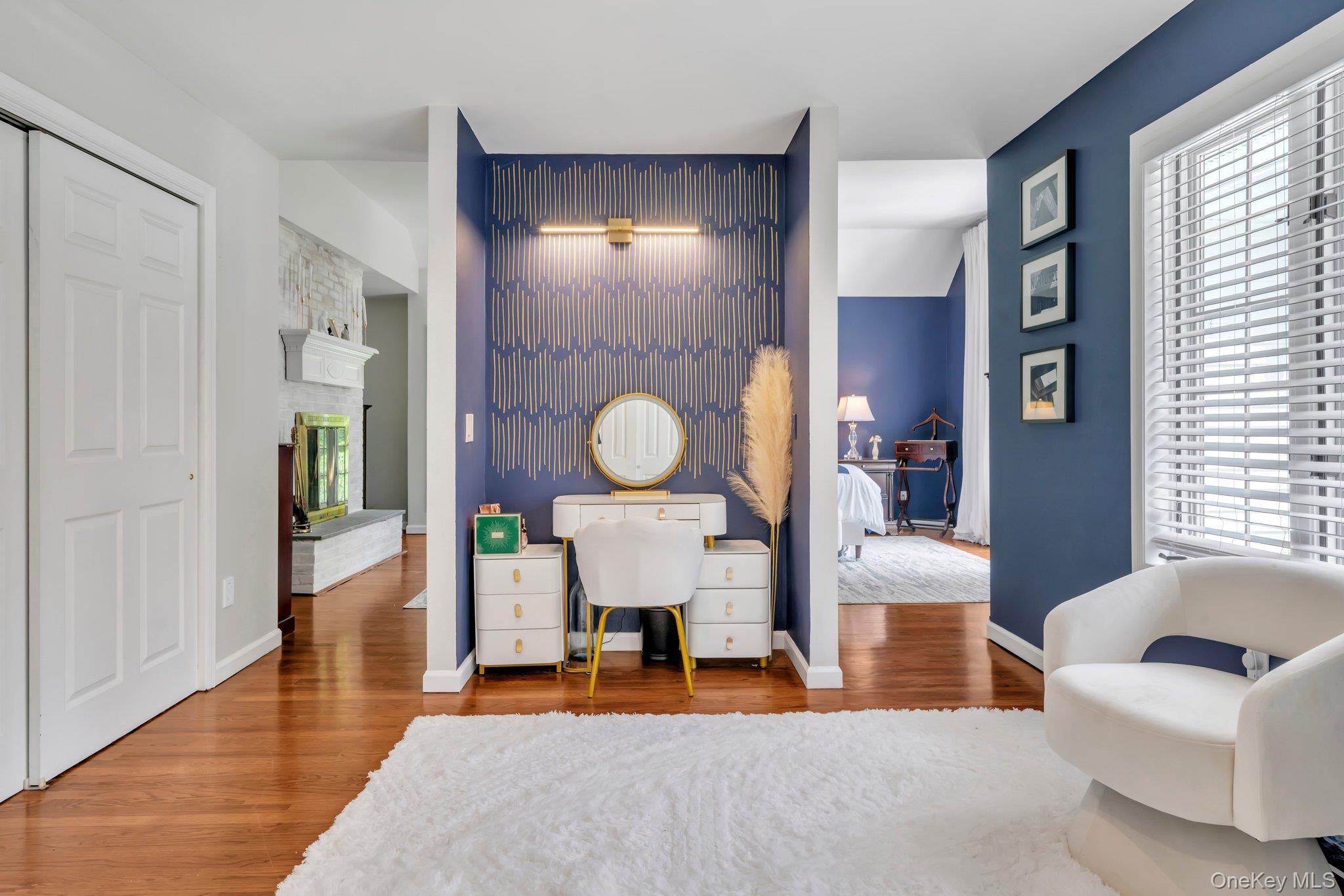 304 Syosset Woodbury Road