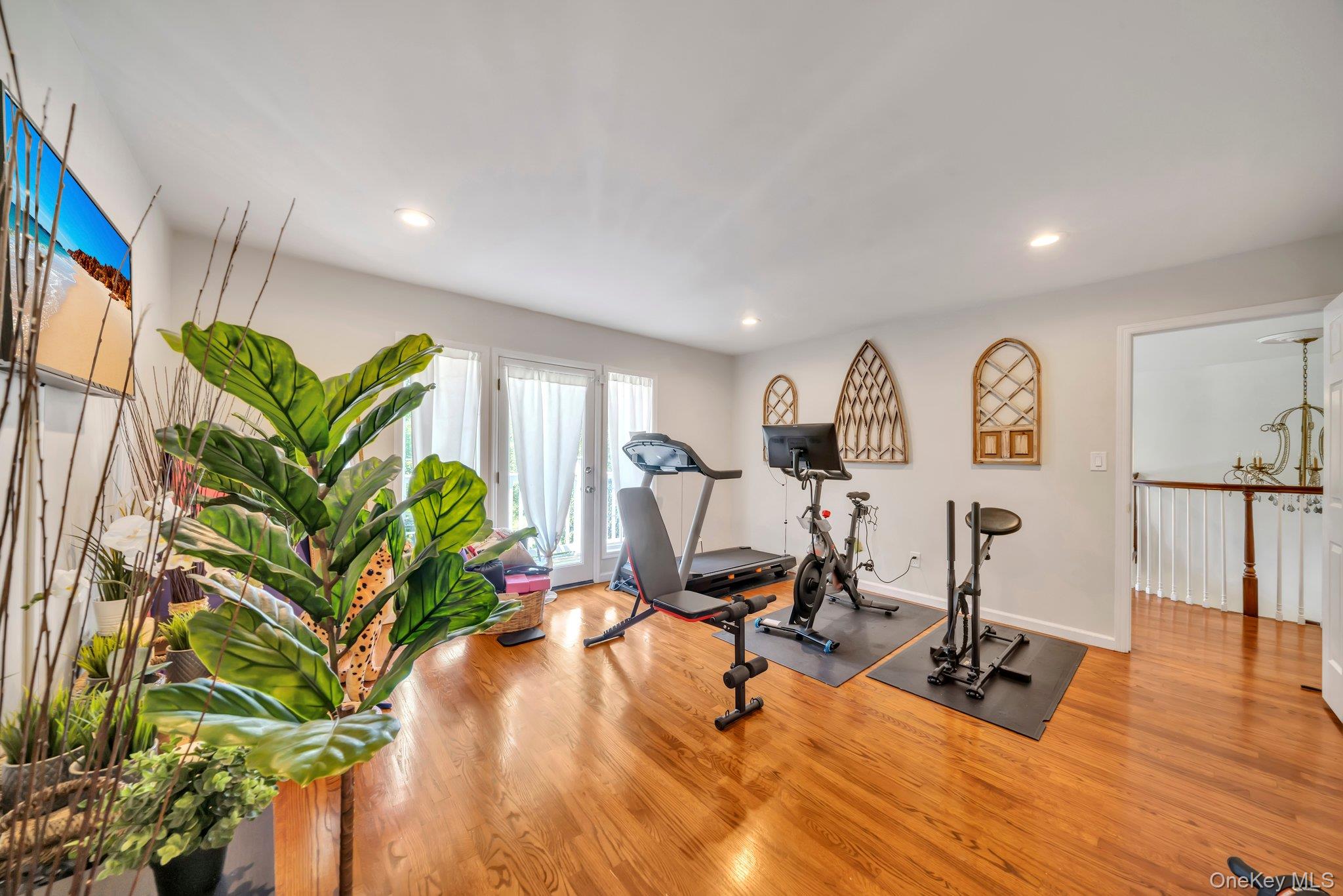 304 Syosset Woodbury Road