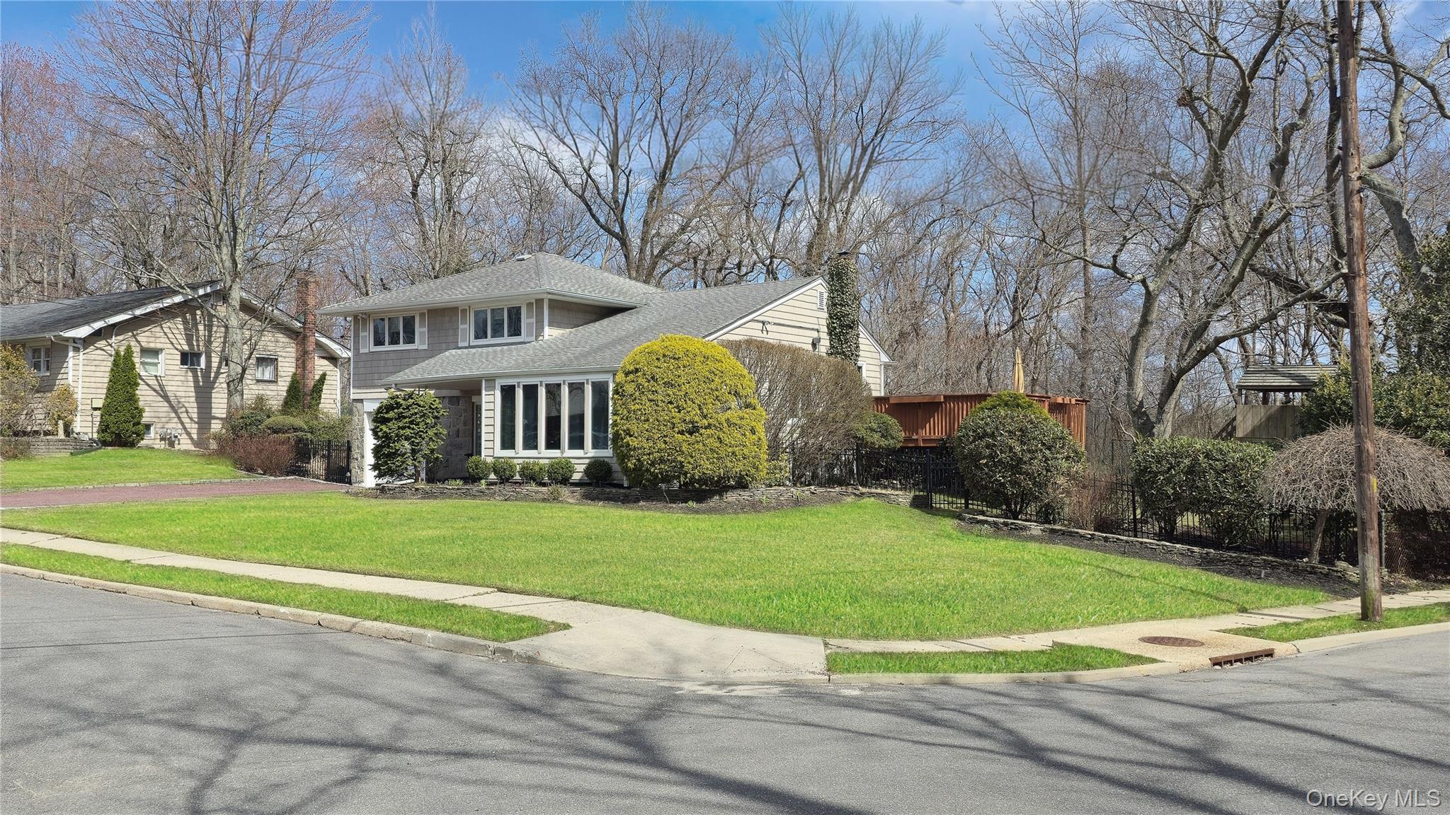 29 Serpentine Lane