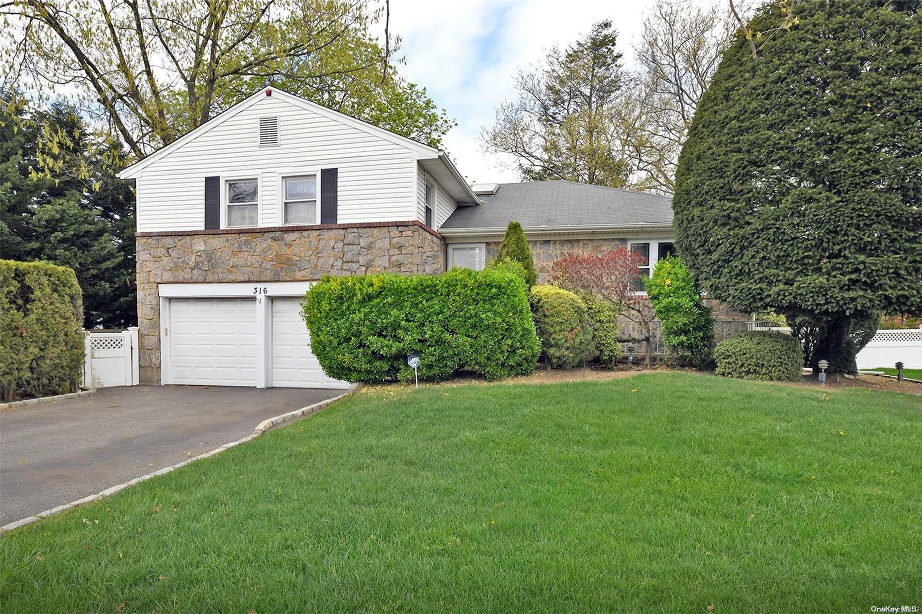316 Cambridge Avenue