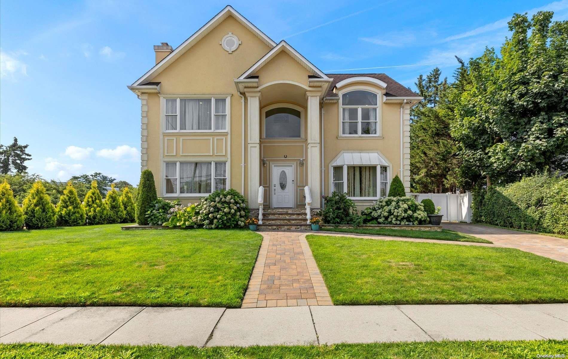 97 Hillside Lane