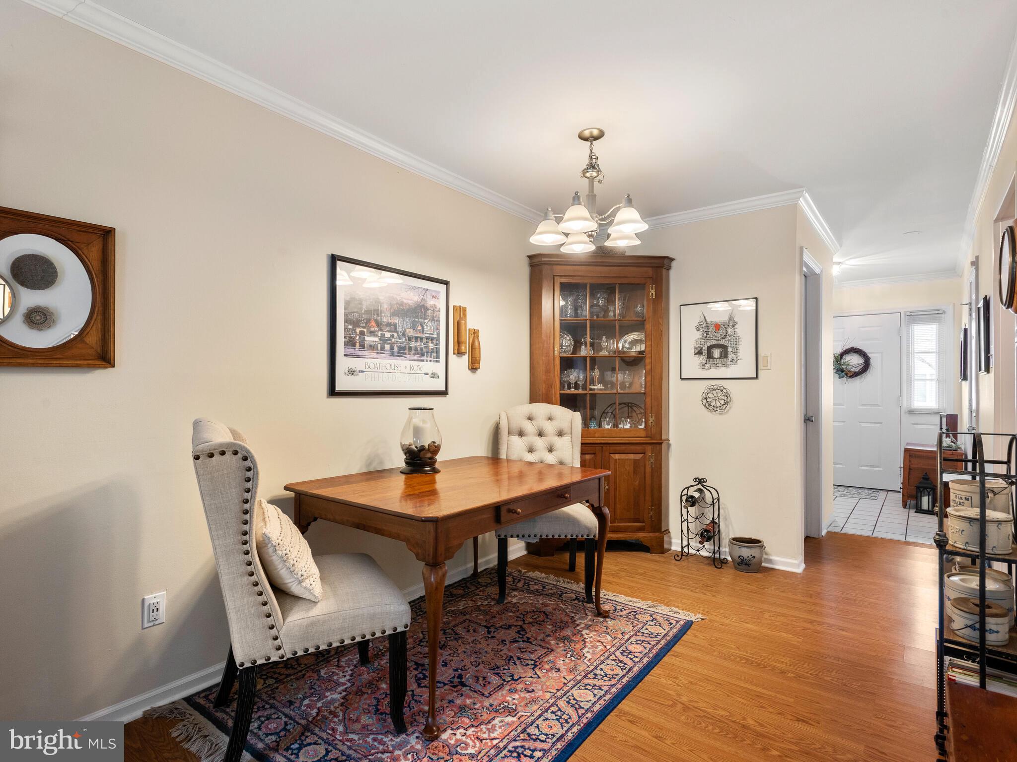 81 E Thomas Ct