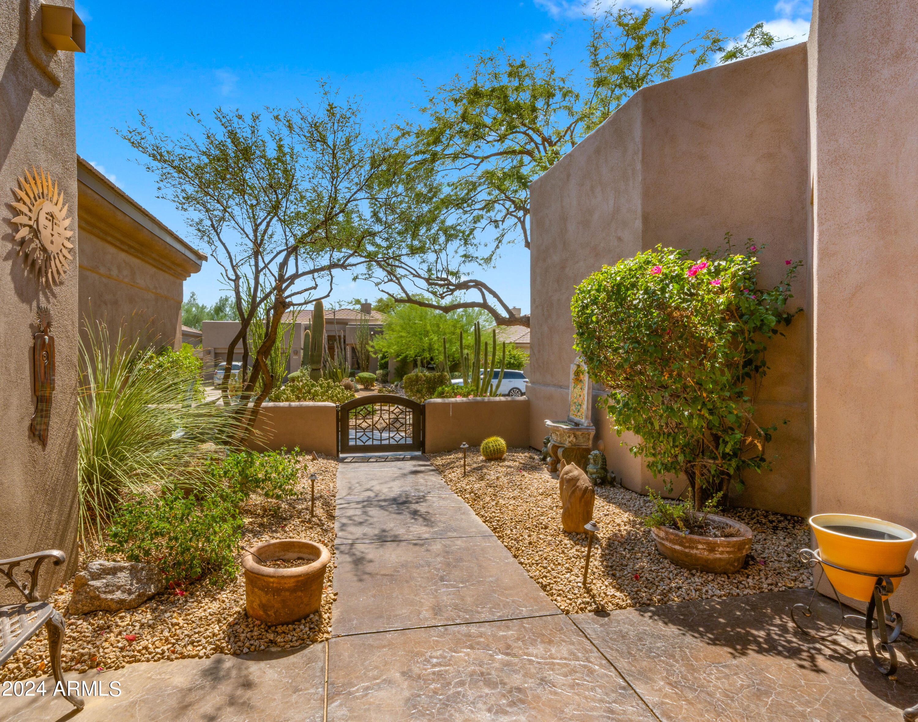 6996 E MIGHTY SAGUARO Way