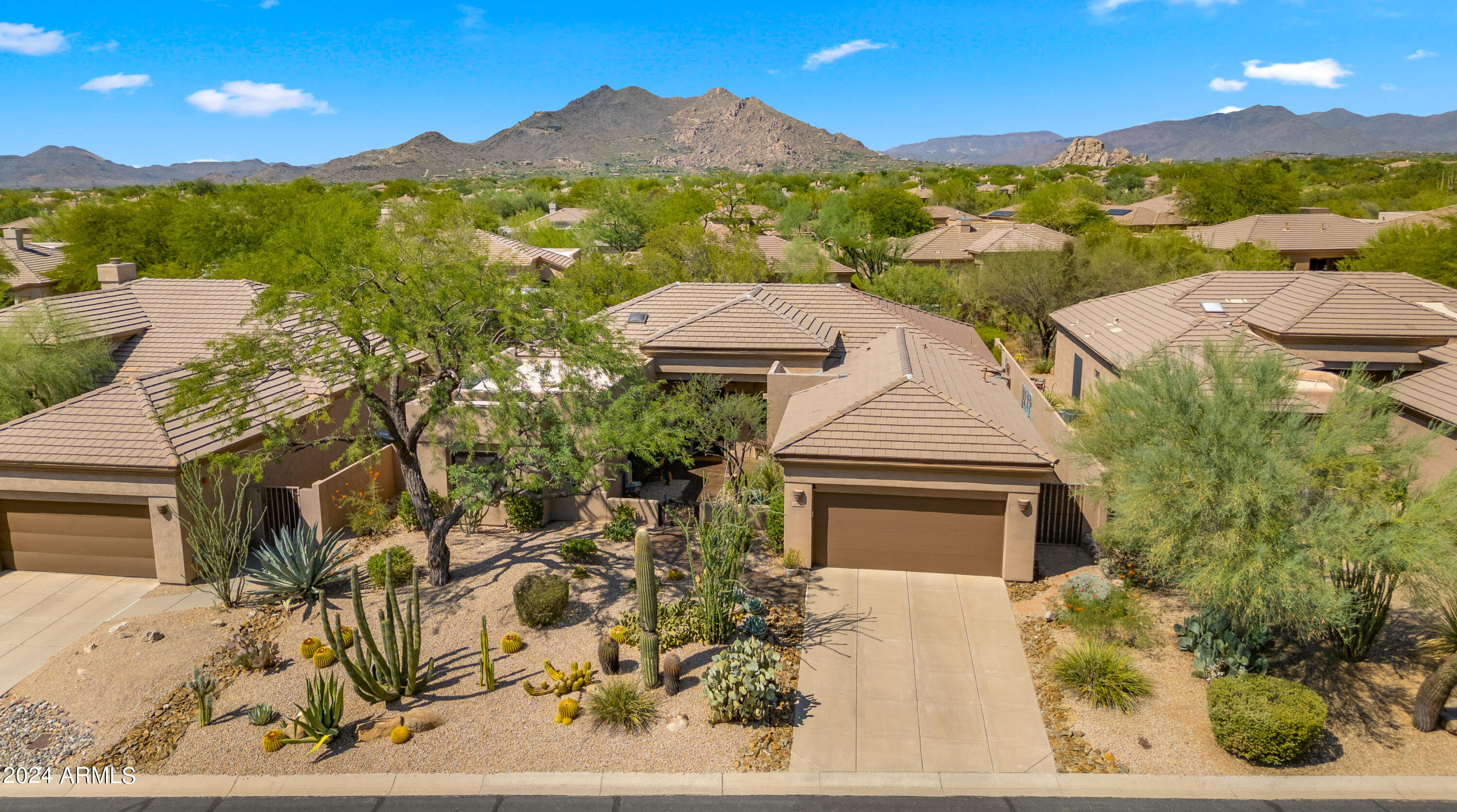 6996 E MIGHTY SAGUARO Way