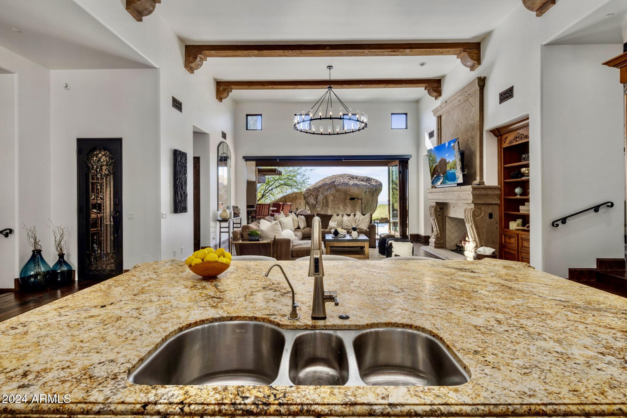 10953 E TUSAYAN Trail